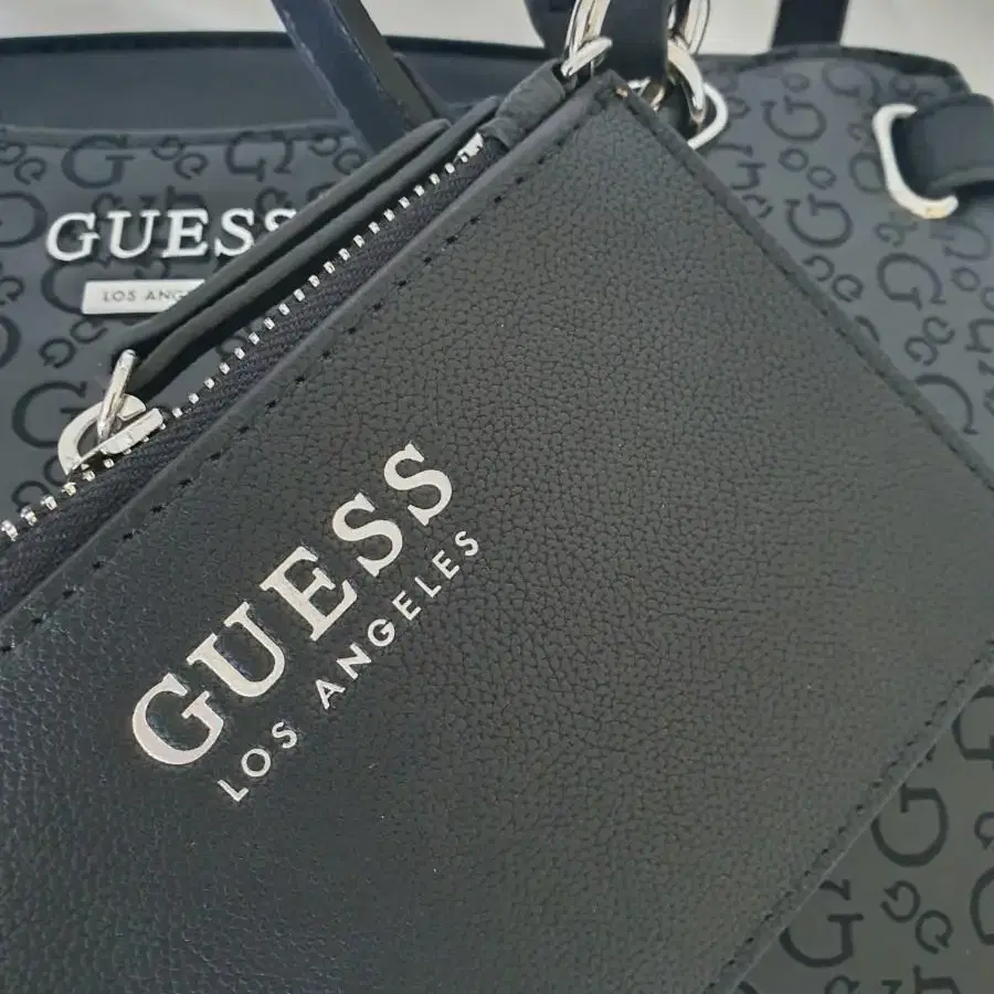 게스GUESS 새정품 가방