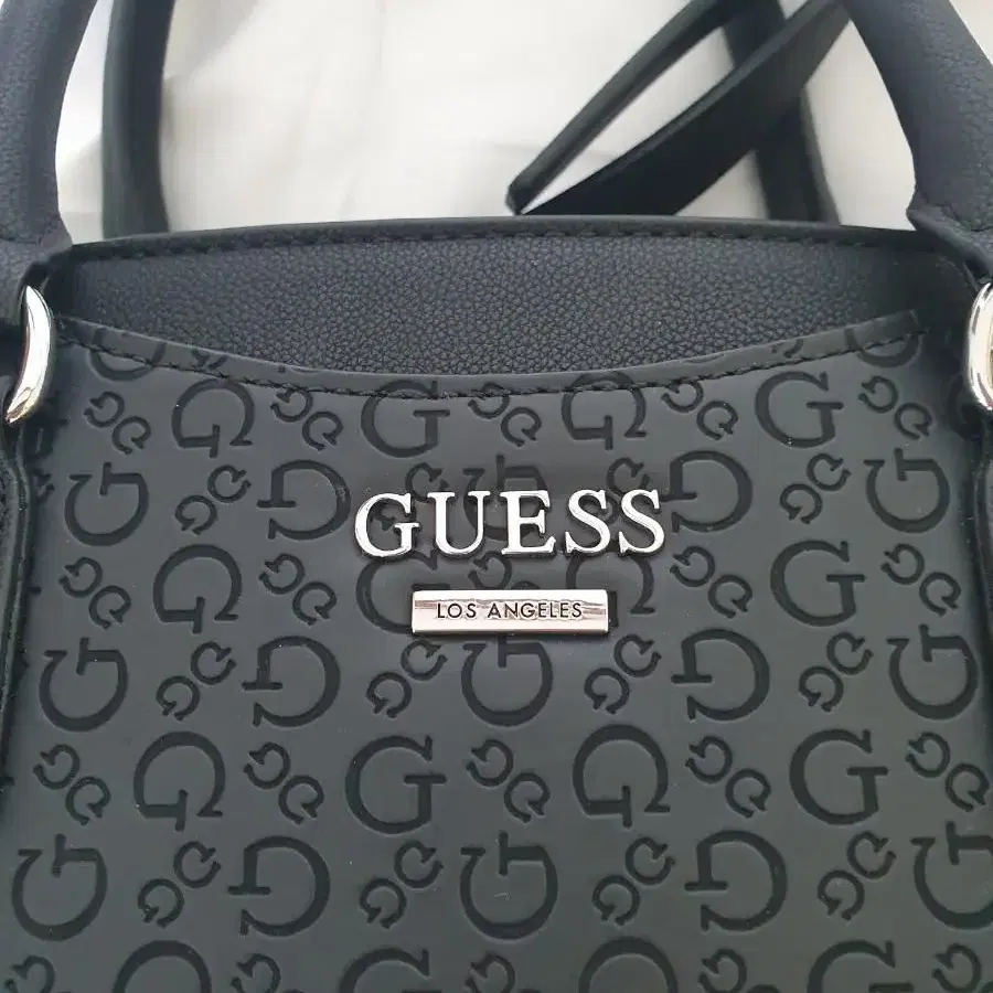 게스GUESS 새정품 가방