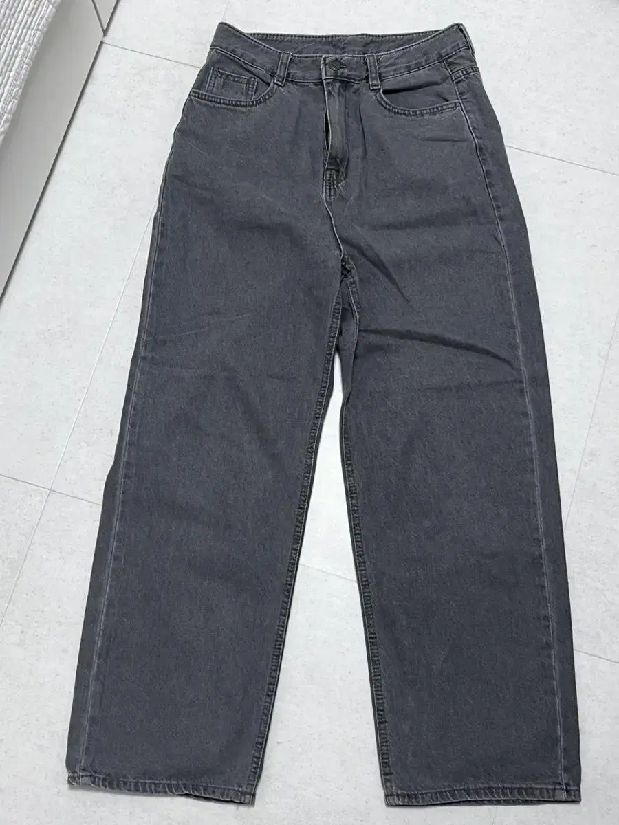 Gray vintage jeans m