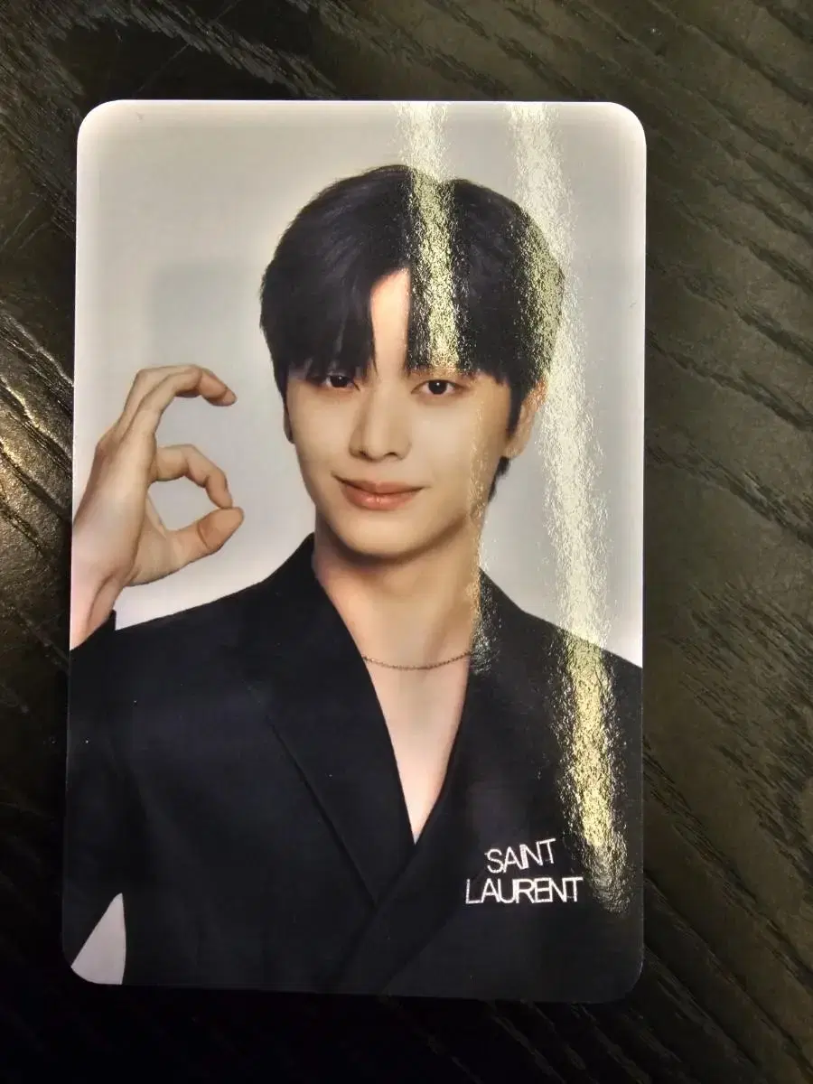 BTOB yook sungjae tc sells