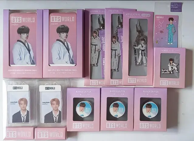 방탄 BTSWORLD 비티에스월드 비월 굿즈 일괄