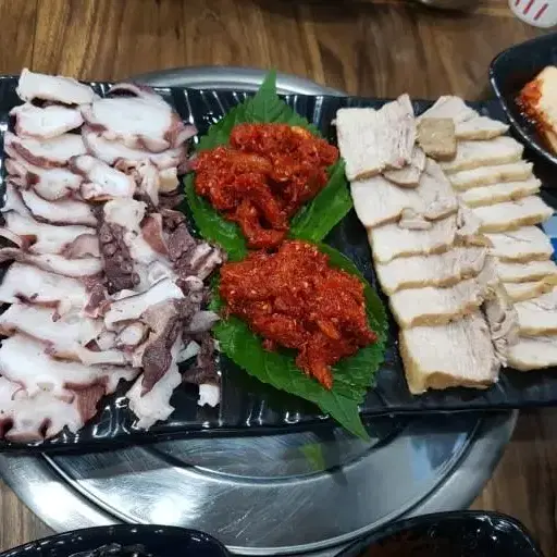 완도 자숙 돌문어 손질문어 숙회 삼합