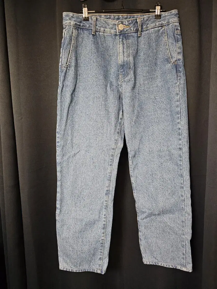 Sell Semi Wide Jeans