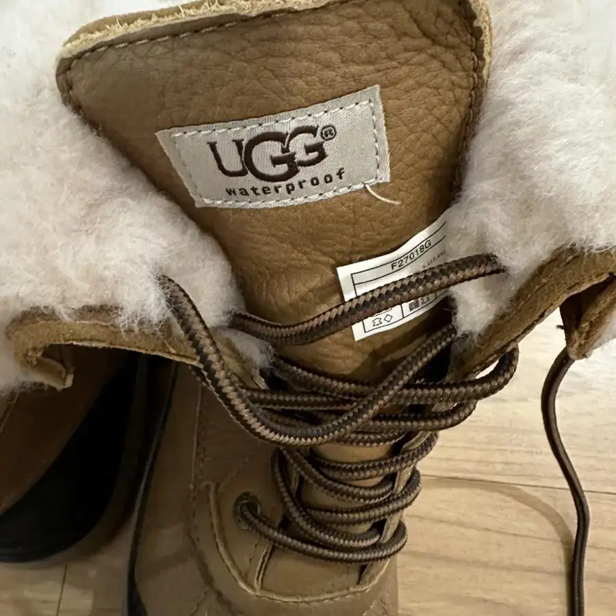 어그 여성 신발 UGG Adirondack III 가죽 스웨이드 겨울