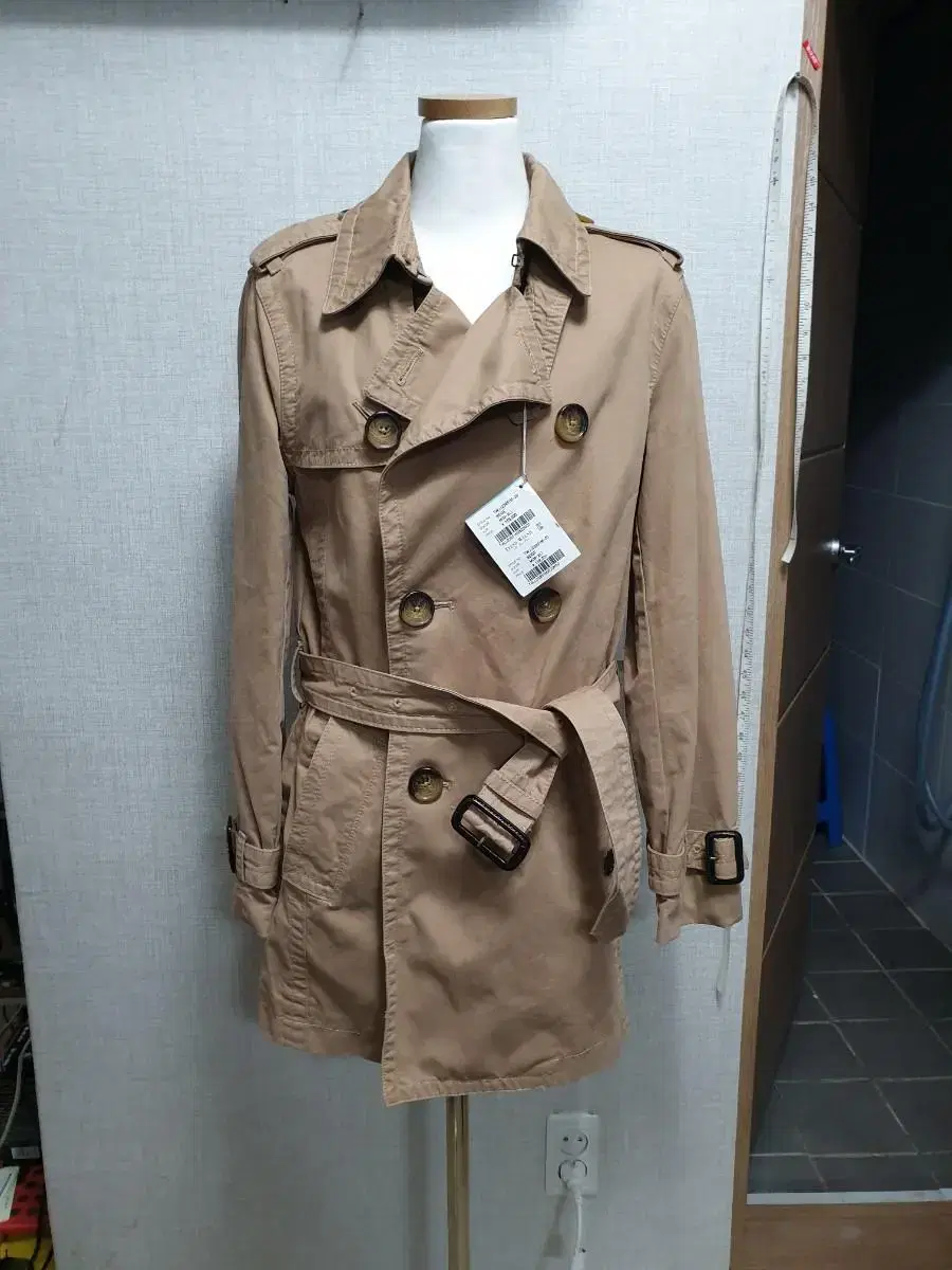 New unisex trench coat