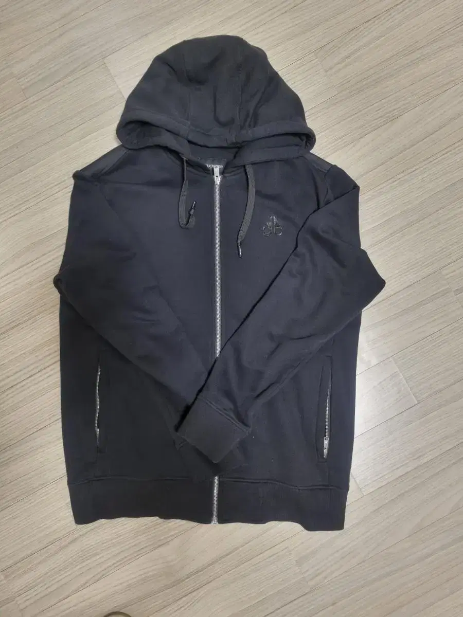 Knuckle Hooded Zip Up