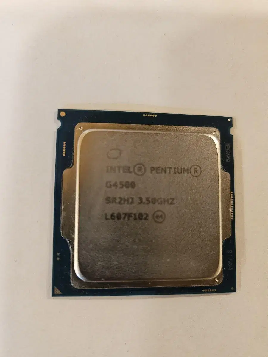 CPU  G4500