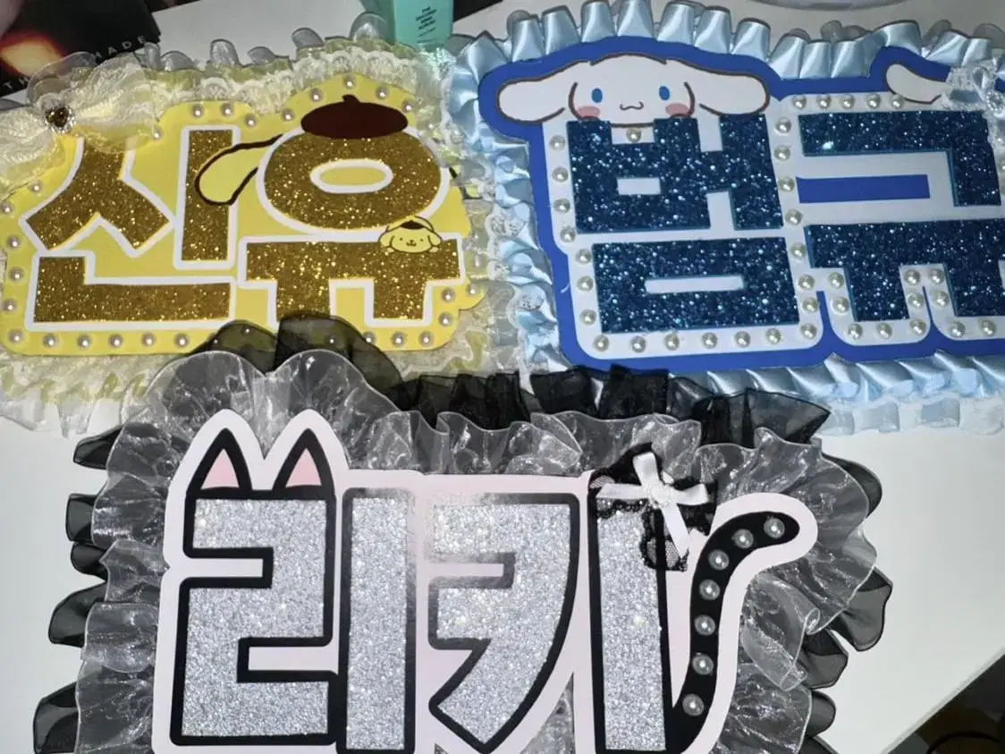 Tours Shin U - zb1 ricky - txt beomgyu Nameboards