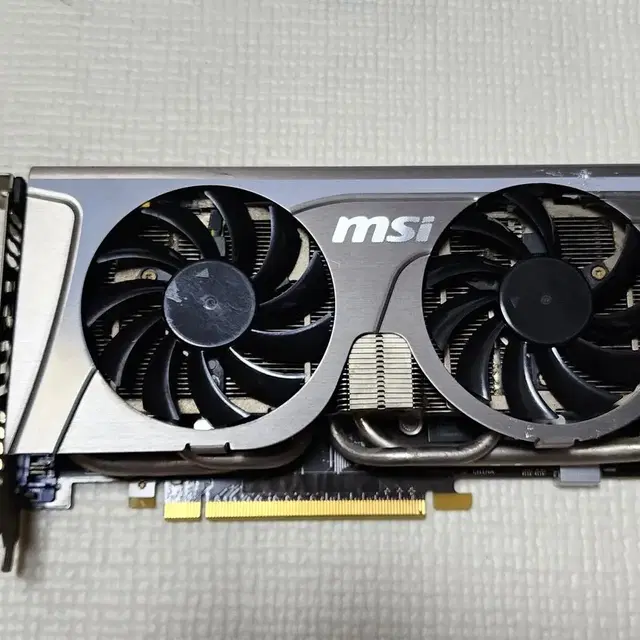 MSI N560GTX 그래픽