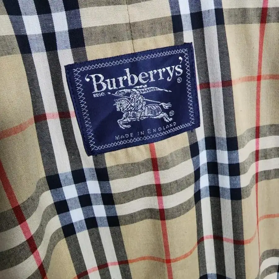 BURBERRYS버버리 정품 카키코트 사이즈105