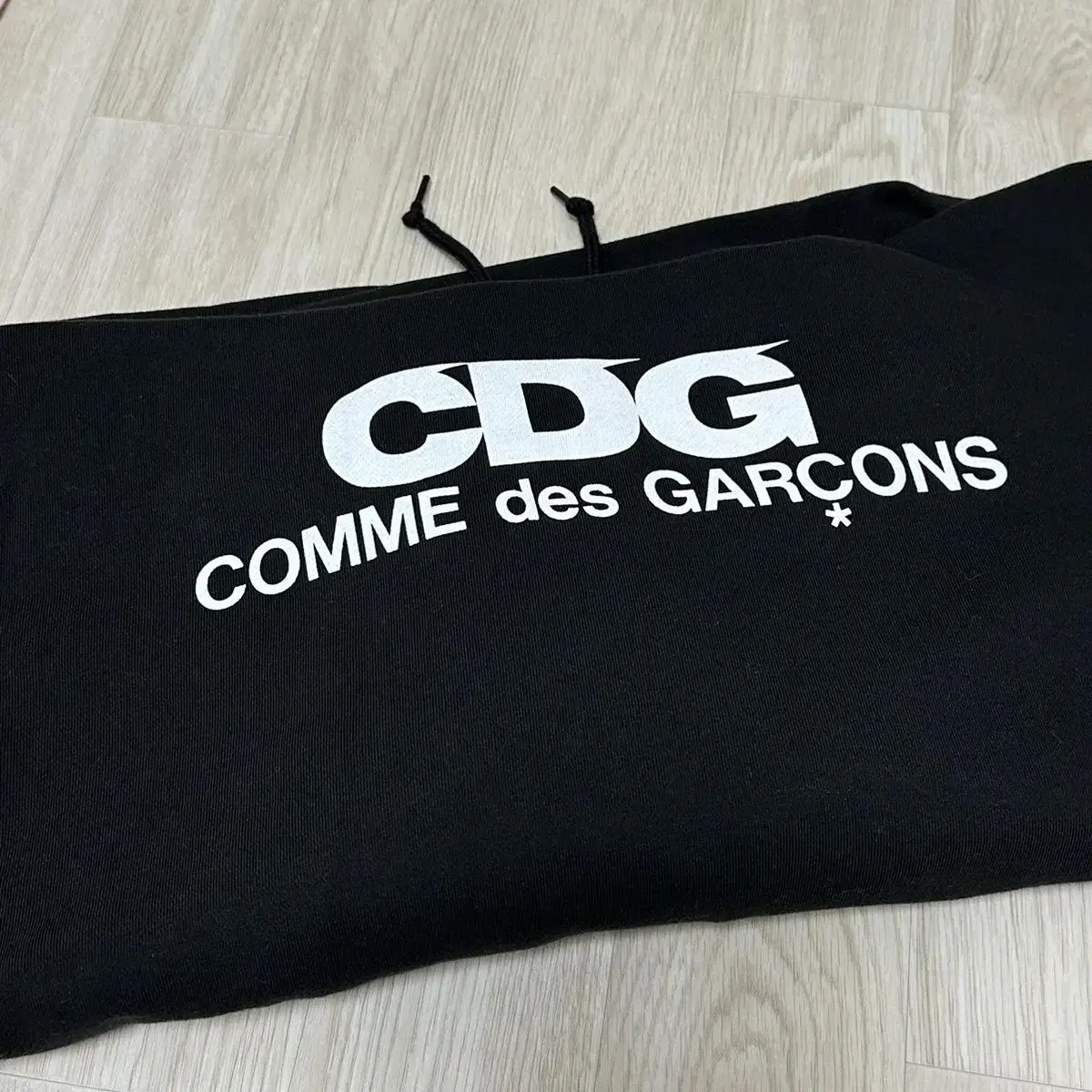 CDG 꼼데가르송 후드티 블랙 XL