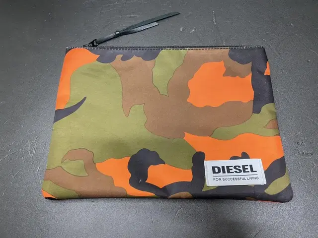 Diesel camo 파우치