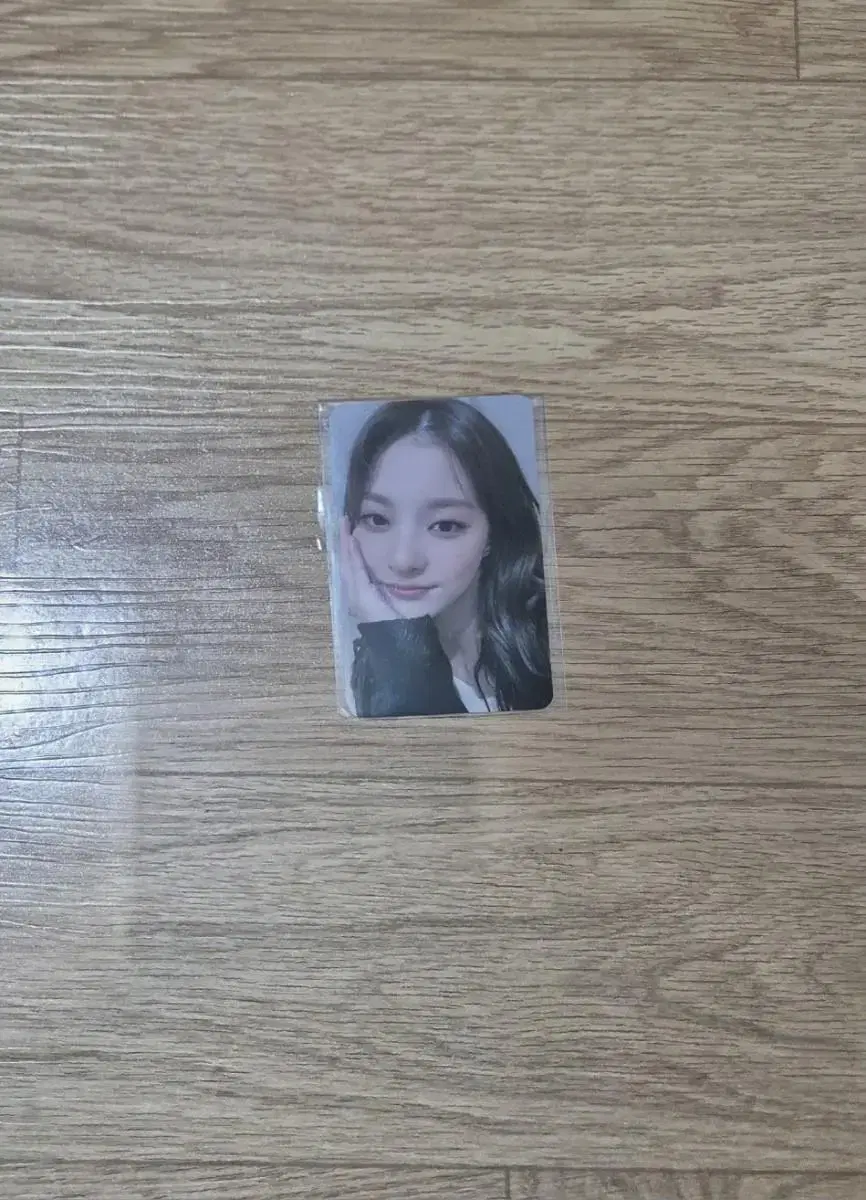 Fromis 9 Talk & Talk pre-order benefit nakyung Photocard