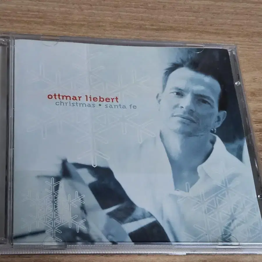 Ottmar Liebert - Christmas + Santa Fe (C