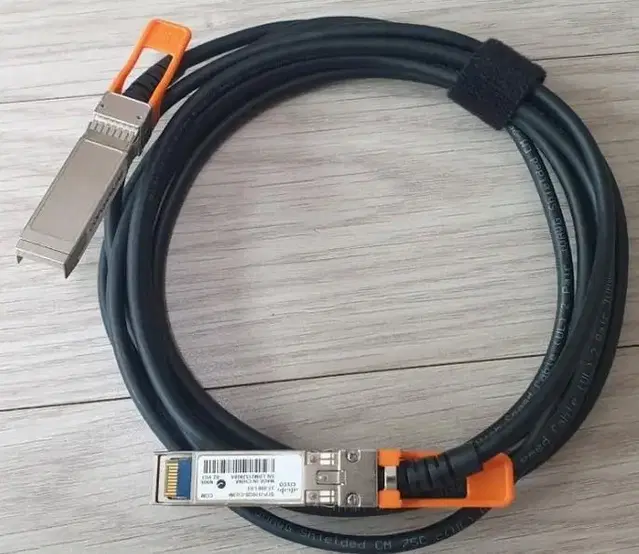 시스코 3M 10G DAC 케이블 SFP-H10GB-CU3M (중고)