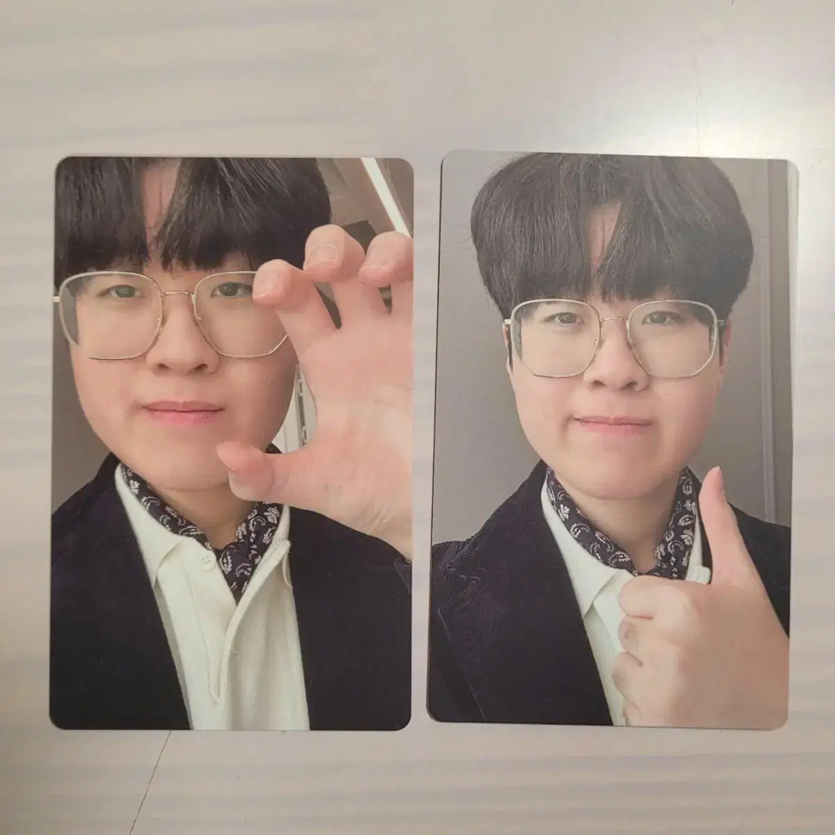 T1 season's greetings Zeus photocard (T1)