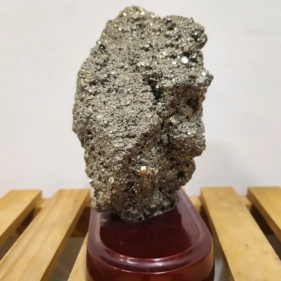 파이라이트 (Pyrite, 황철석) 광물 수석