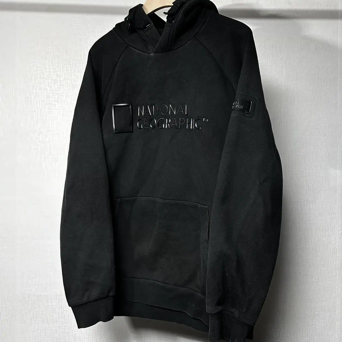 (XL) National Geographic Black Hoodie