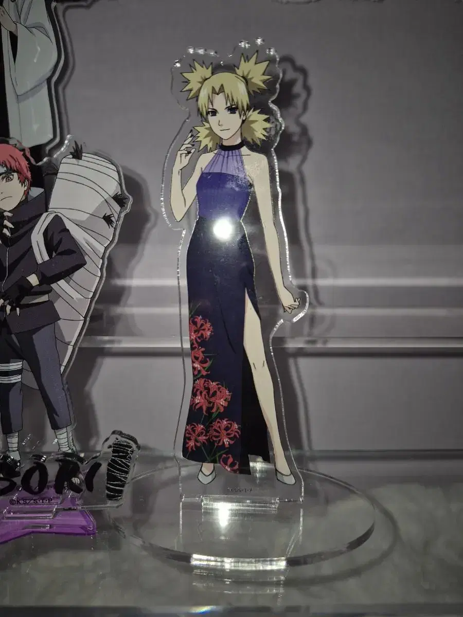 Temari Suit acrylic Stand