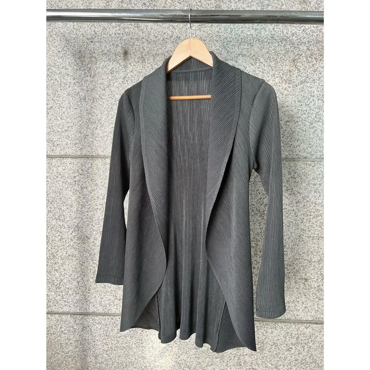 Vintage pleated jacket