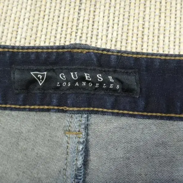 (32인치) 게스 GUESS 남성 스키니핏 데님팬츠