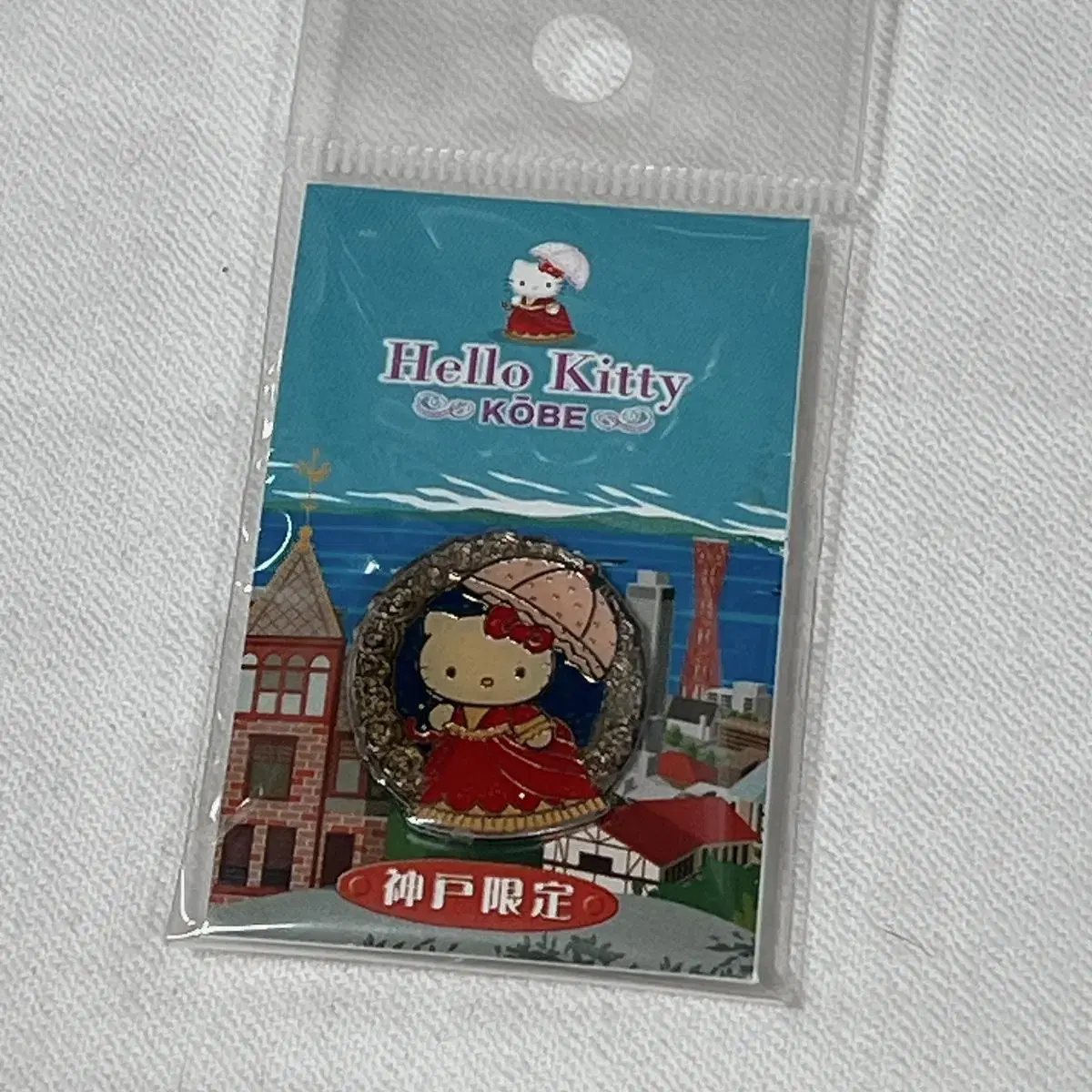 Classic Kitty Pin Badge Sanrio (Amount per Badge)