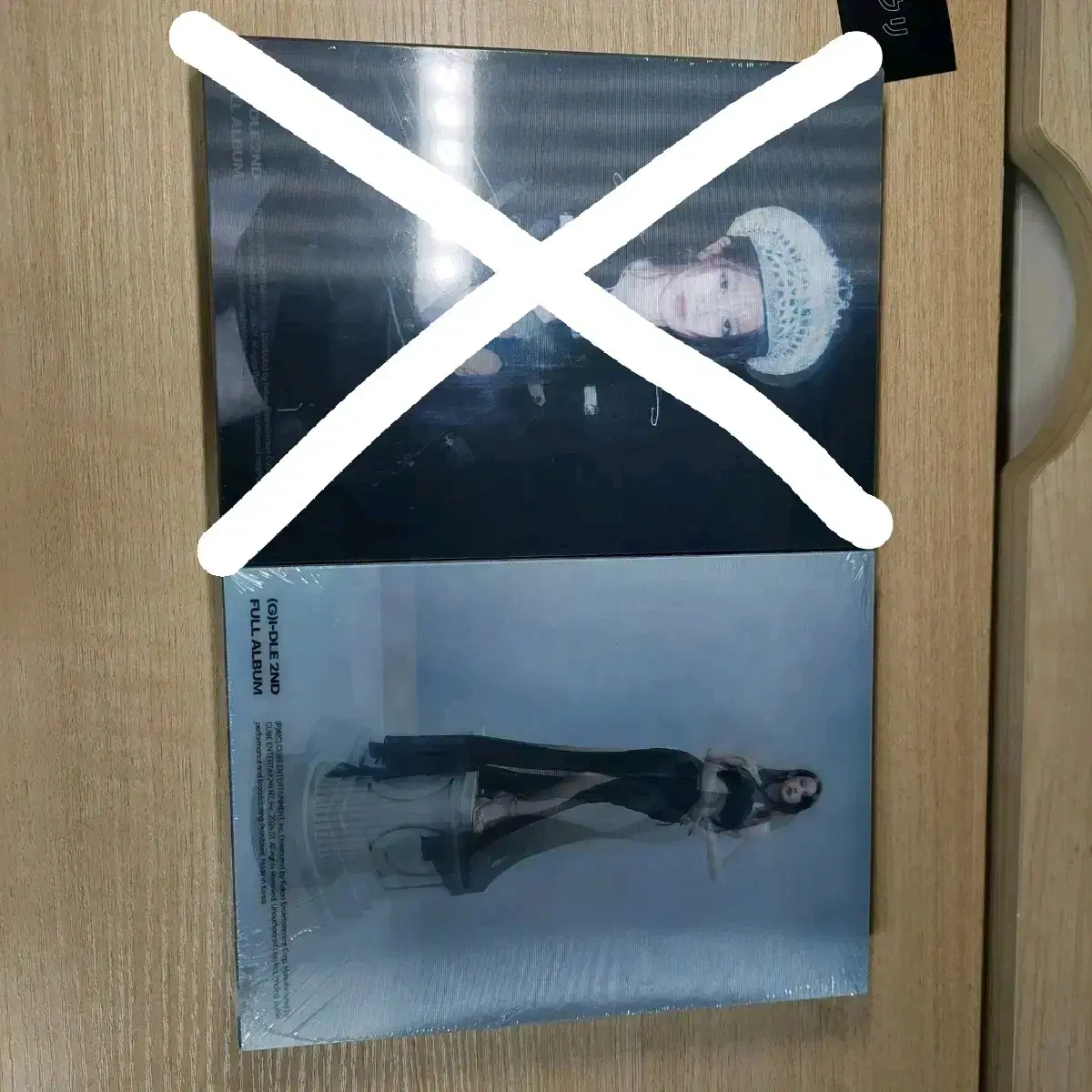 Girls 2 MiyeonMinnieSoyeonGidleSoyeonWuqiShuhua sealed album sell wts