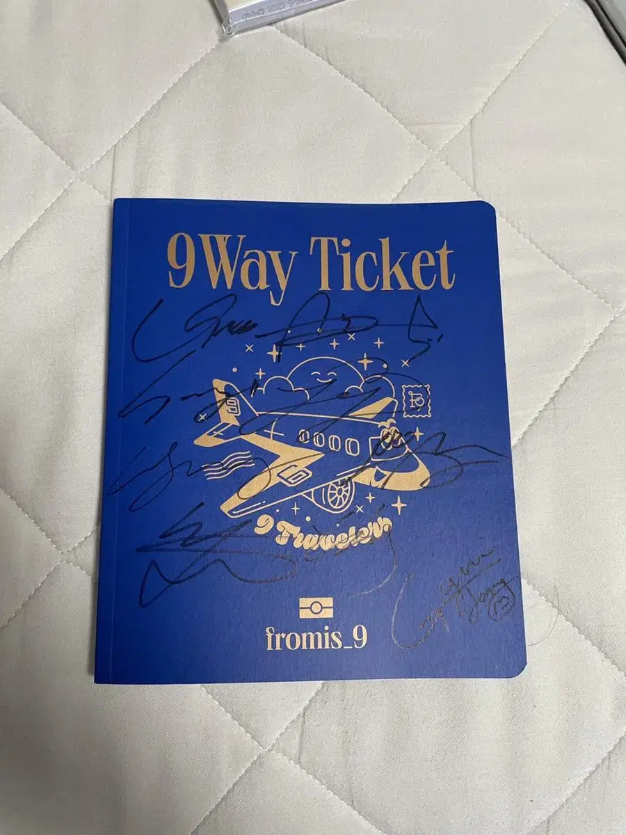 Fromis 9 Written by signature Not for sale album