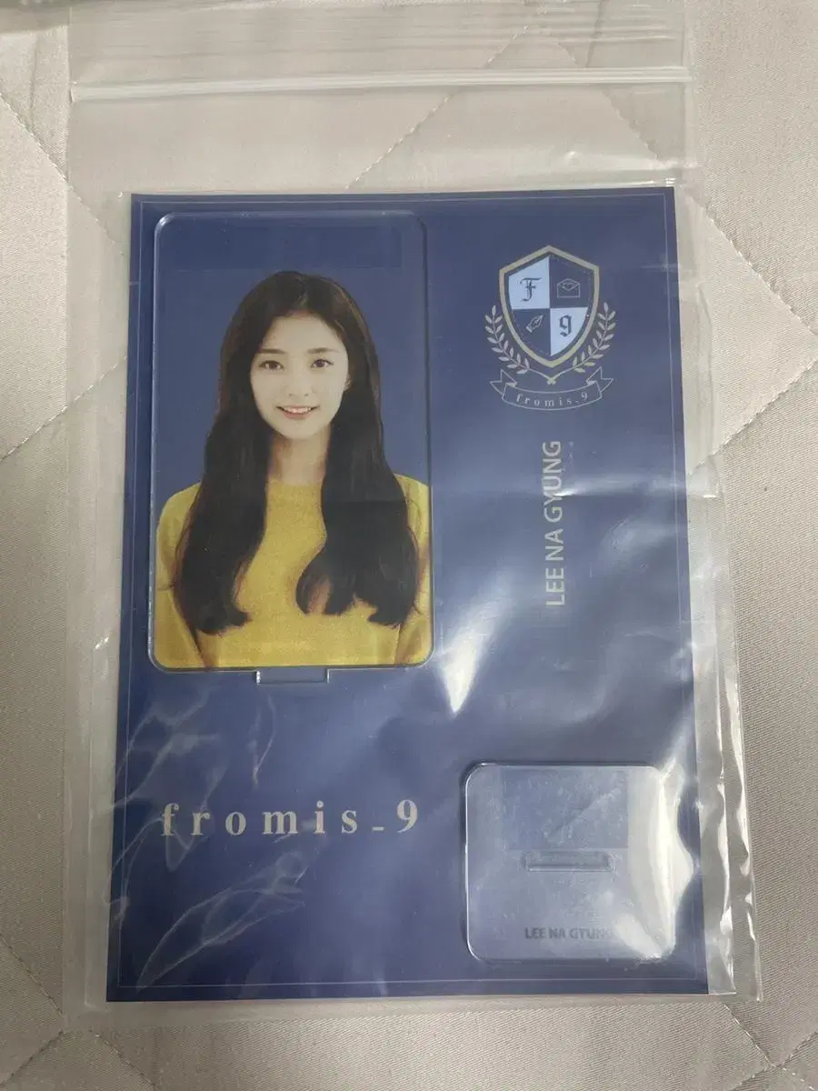 Fromis 9 lee nakyung Twoheart acrylic Stand