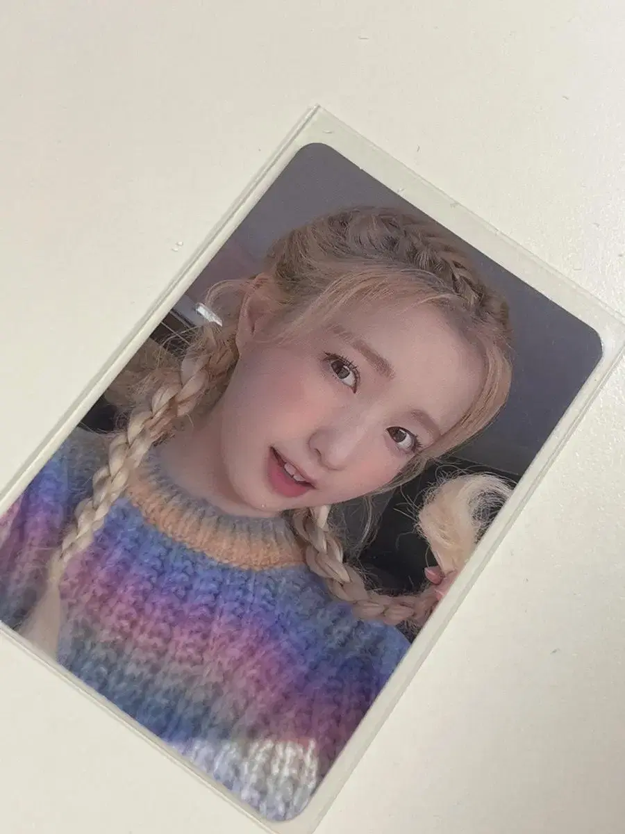 IZ*ONE Hitomi Panorama photocard is for sale!