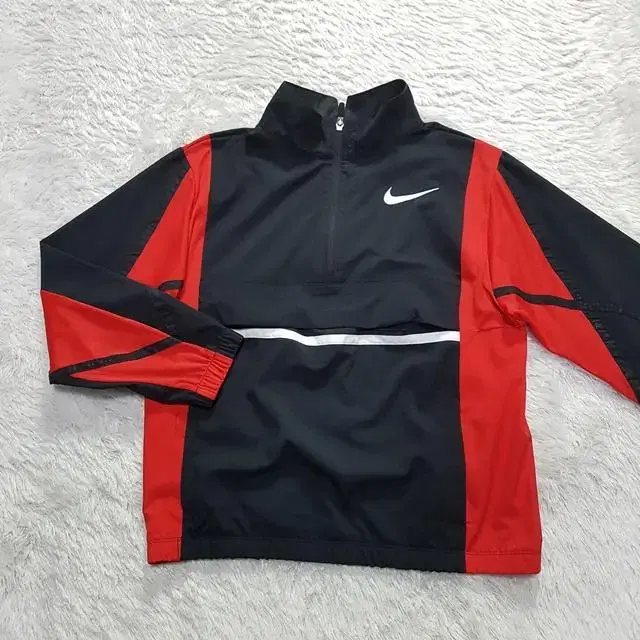 Height 160) Nike Anorak Windrunner