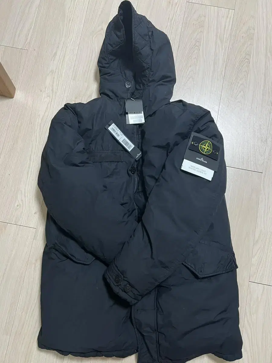 Stone Island Naslan Padded XL in excellent condition (with tags)