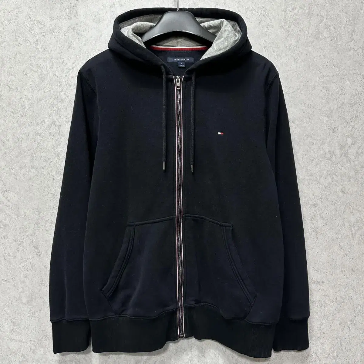 95 Tommy Hilfiger Men's Hoodie Zip Up