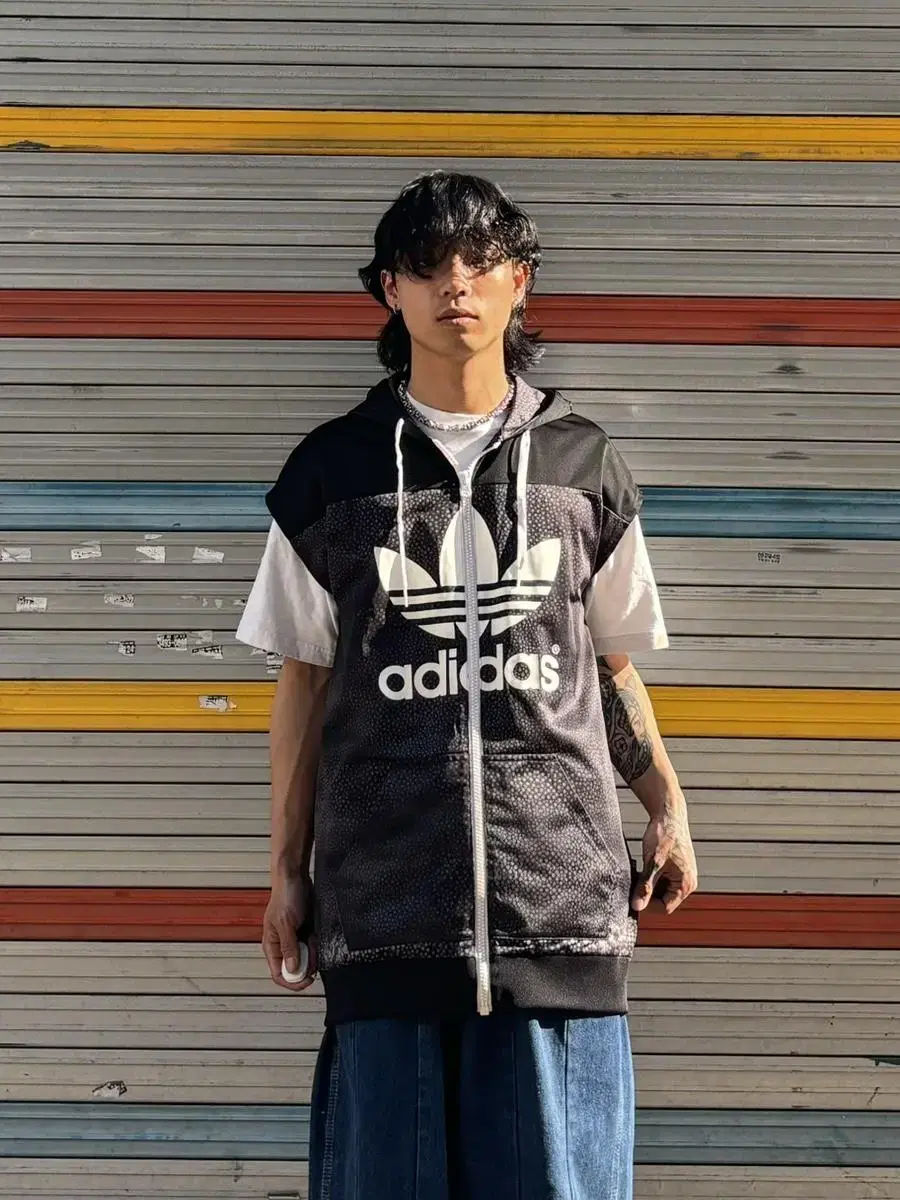 Adidas Black Big Logo Vest 100