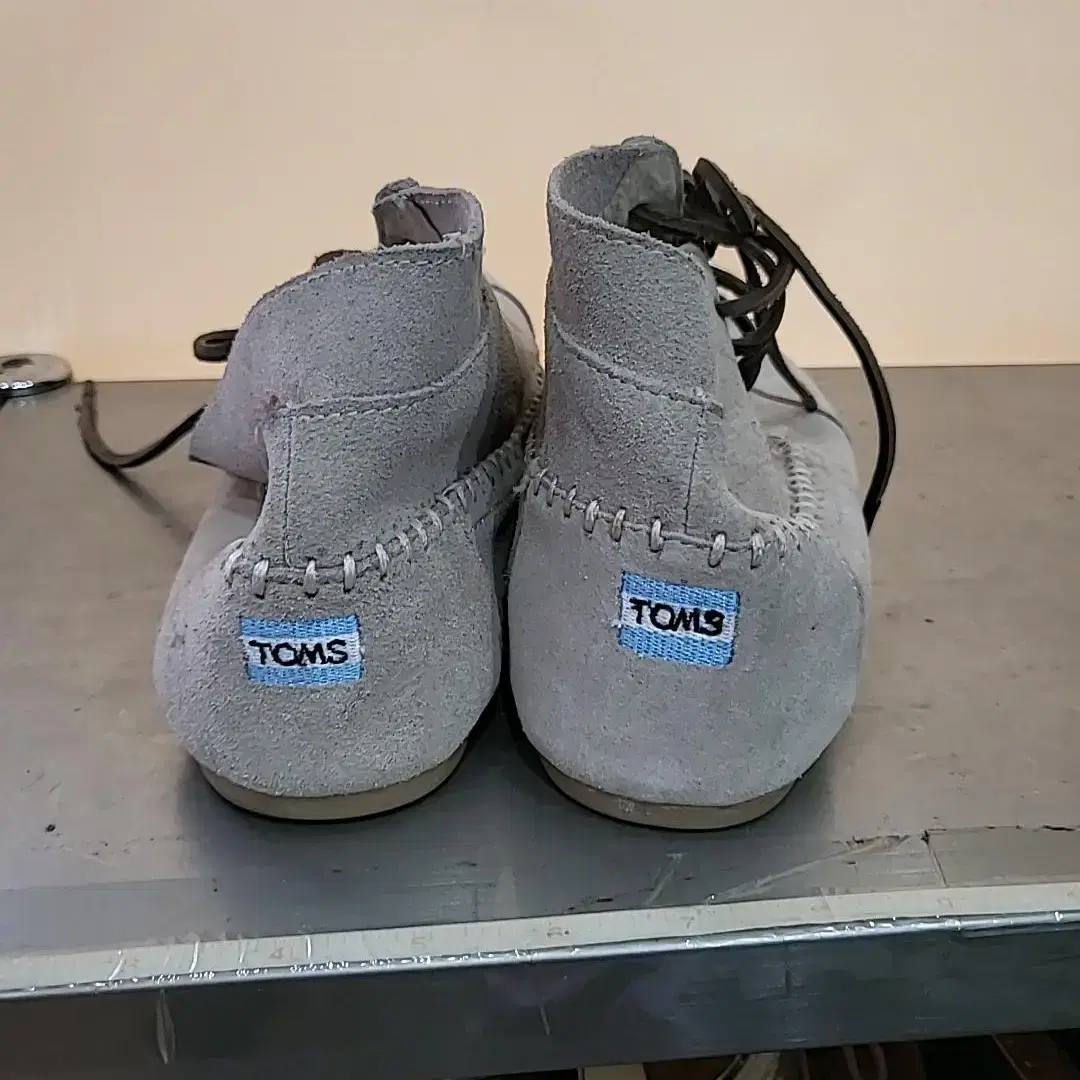 탐스 TOMS M9사이즈 신발