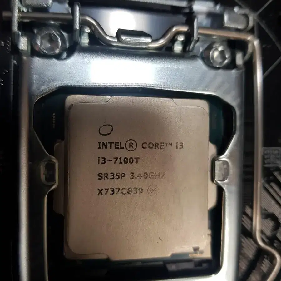 PC부품 I3 7100T M/B ASROCK HDVP2 + RAM 8G)