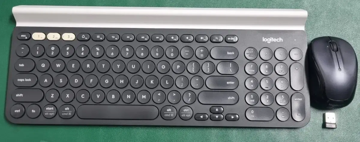 Logitech K780 M325 Bluetooth Multipairing Keyboard Mouse English Keyboard