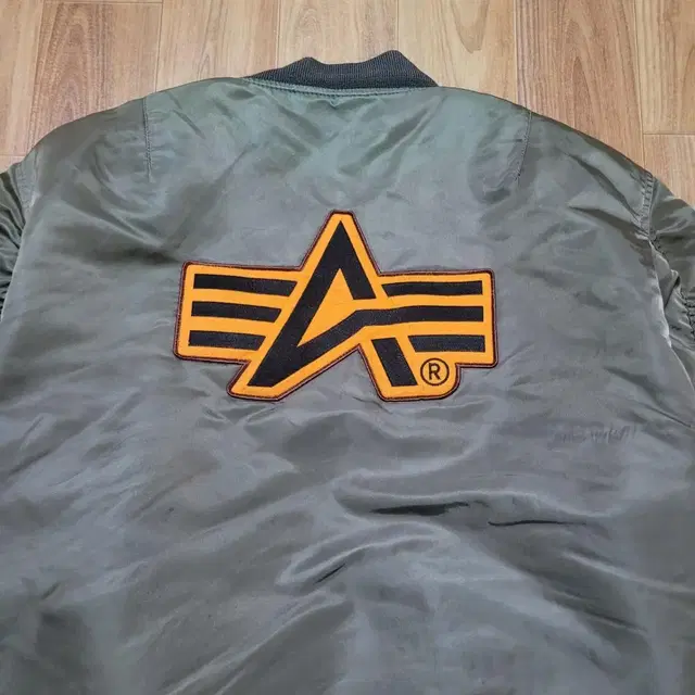 ALPHA INDUSTRIES 알파 초빈티지 MA-1 항공점퍼