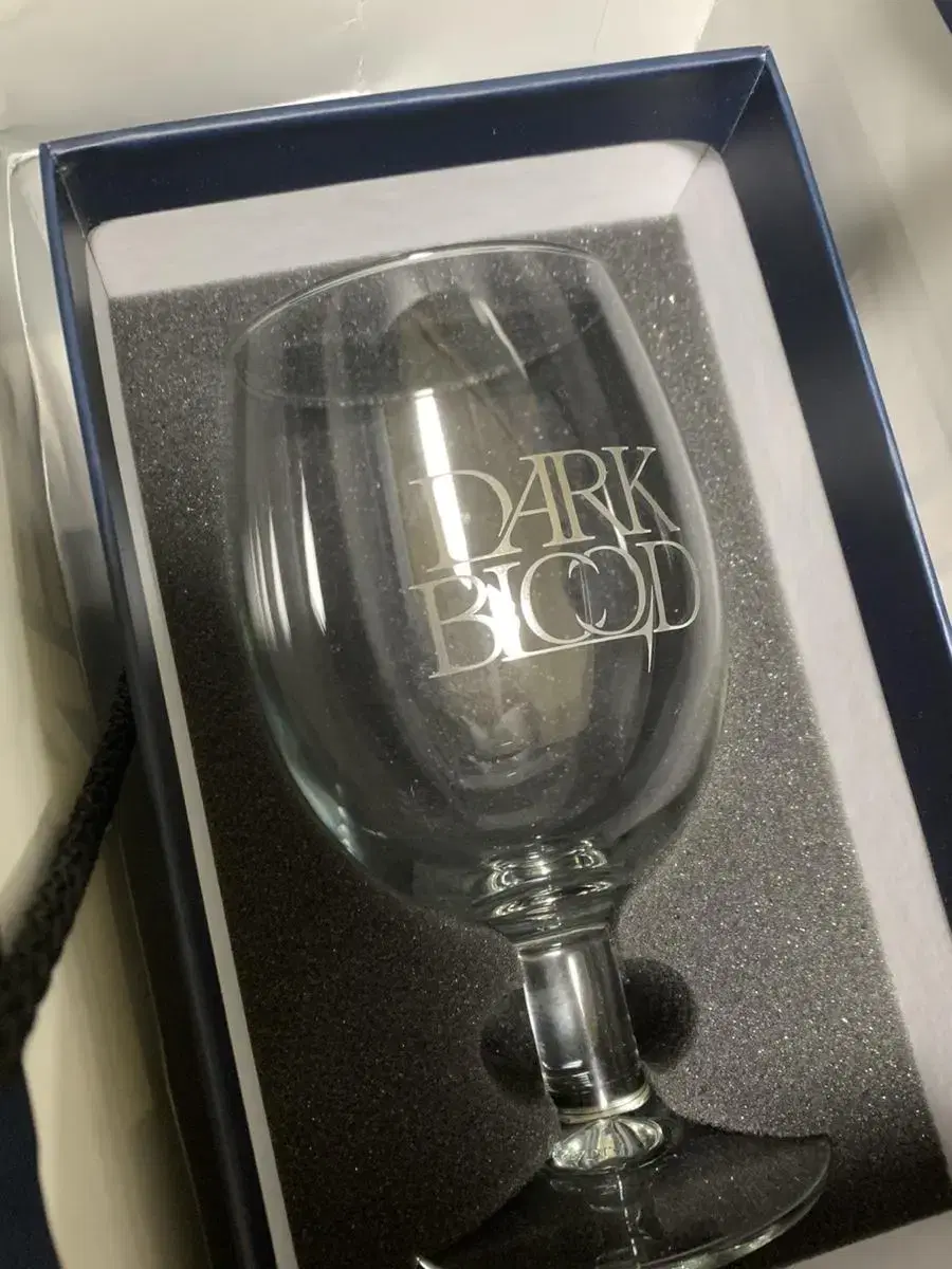 Enhypen Darkblood Reverse-Forged Wine Glasses