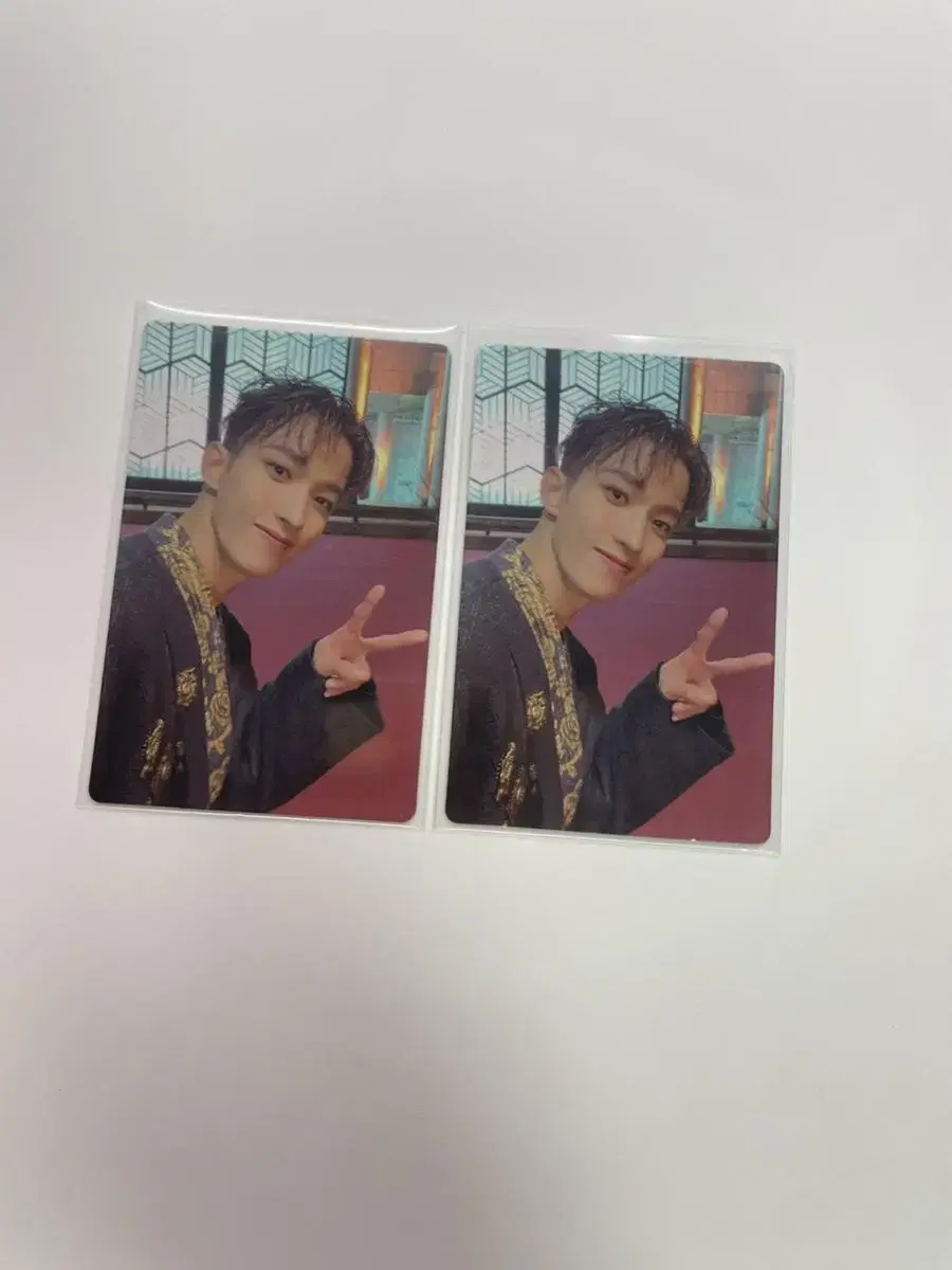 Seventeen Son Goku dk photocard sells