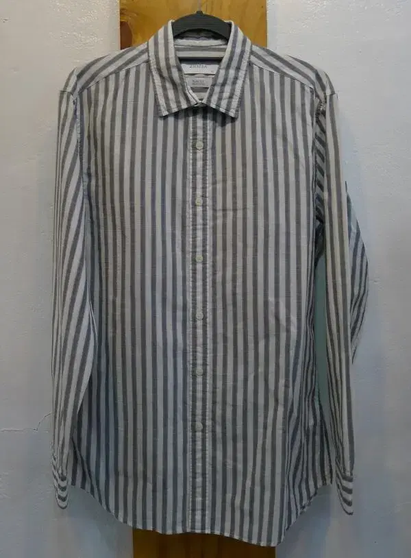 ZIOZIA Striped Long-sleeved Shirt (105)