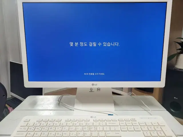 LG(22V270-LAR20K) 올인원 PC