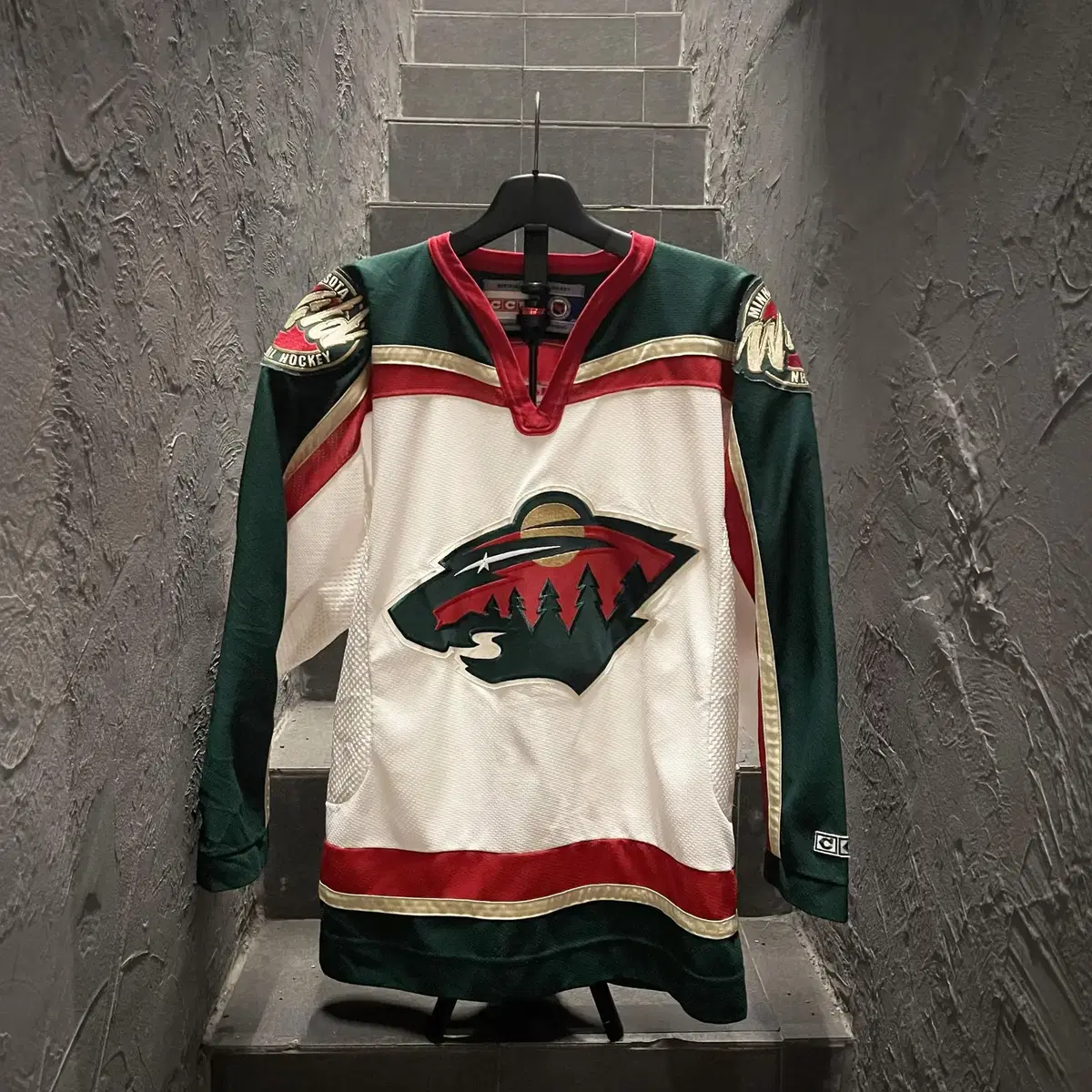 CCM 00s NHL Minnesota Wild Ice Hockey Football Jersey Jersey