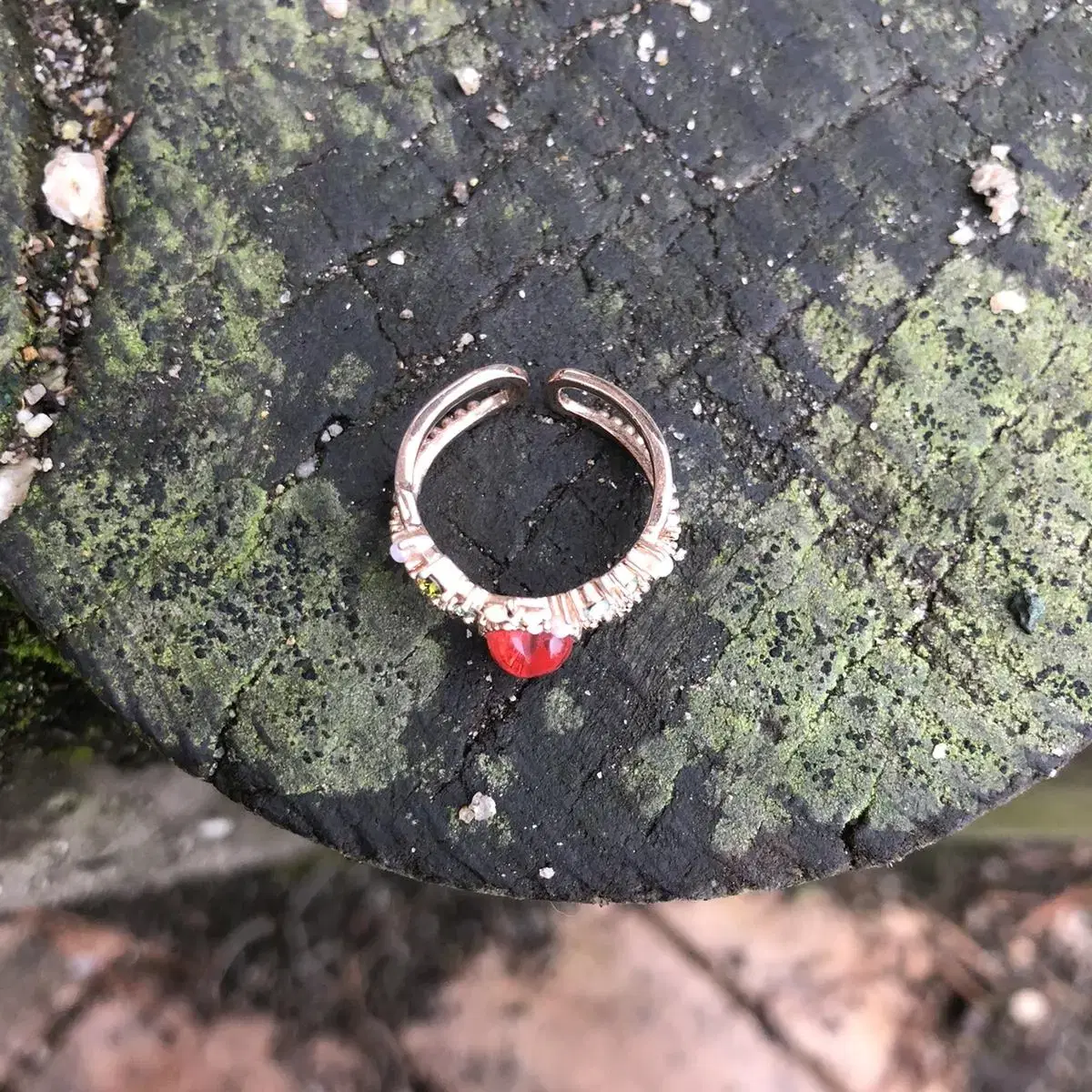 Vintage Love wins all red heart ring