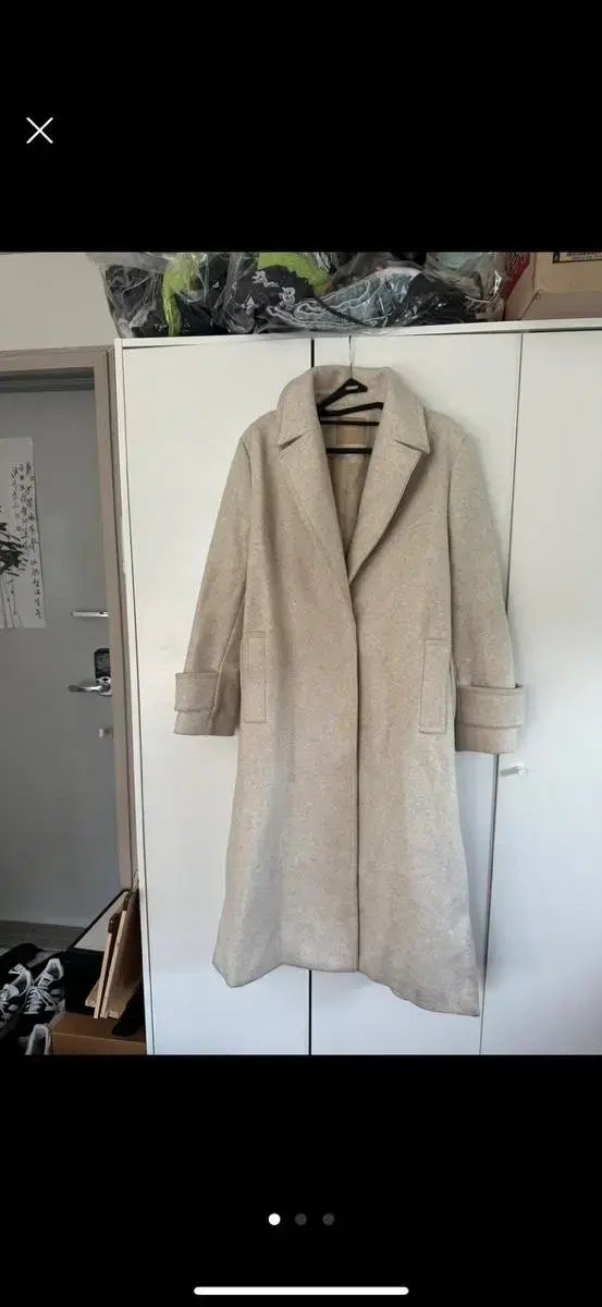 High-quality belted long coat ivory