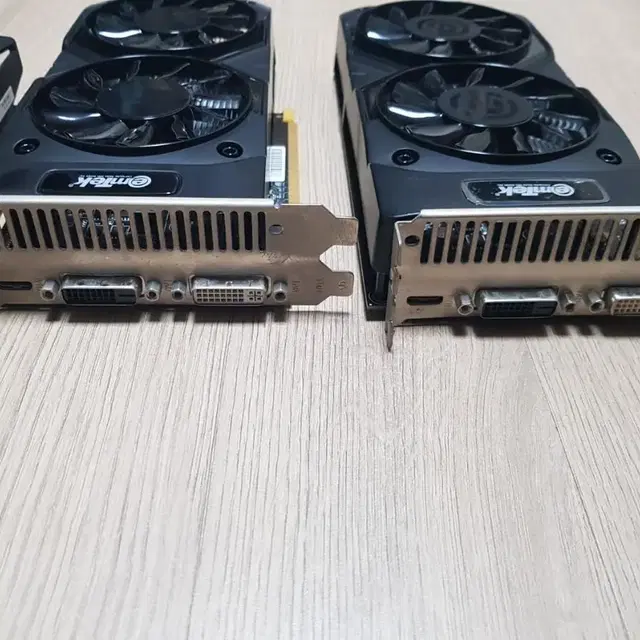 GTX 750TI 2G 2개 750 1G 1개