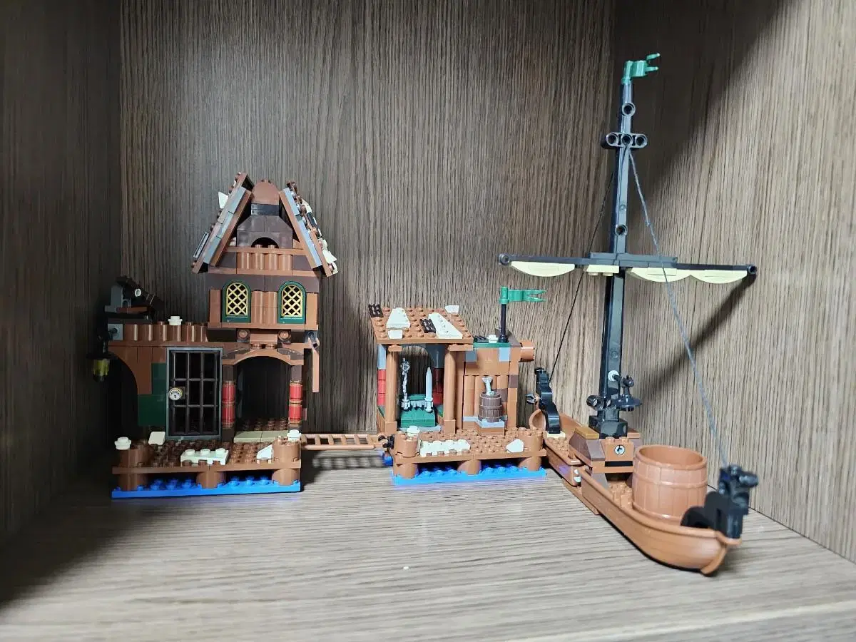 Sell Lego 79013 in bulk