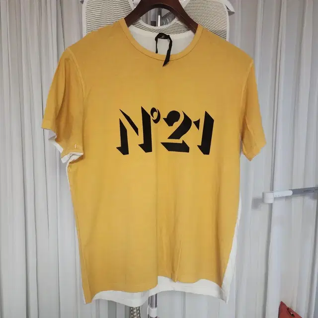 N21 반팔티