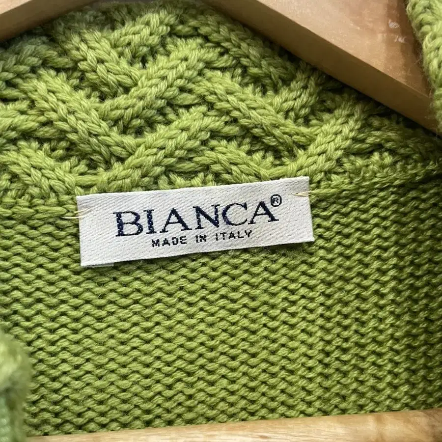 BIANCA made in italy 울 니트집업 유럽빈티지