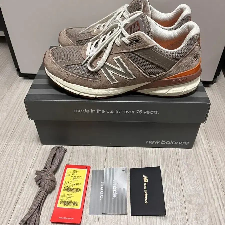 뉴발란스 990V5 슬로우스테디클럽 270